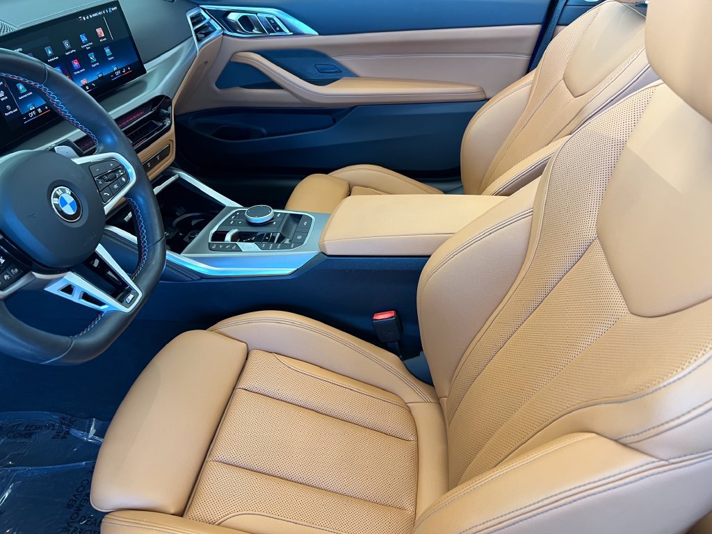 Used 2025 BMW M440i Convertible RWD image 13