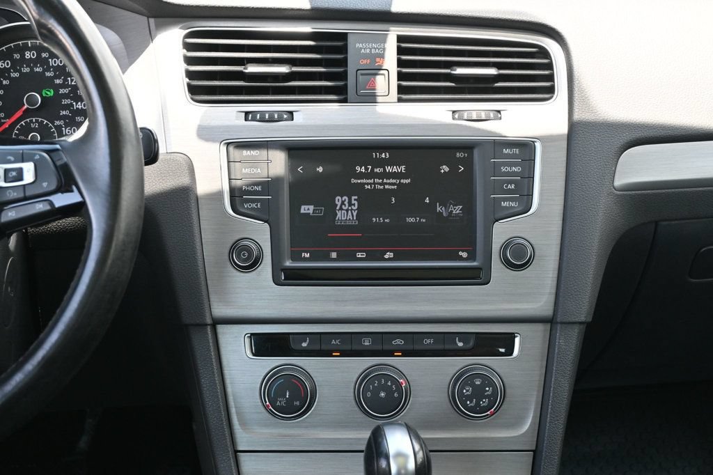 Used 2016 Volkswagen Golf S FWD image 14