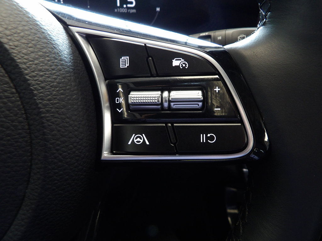 Used 2024 Kia Seltos EX AWD/4WD image 30