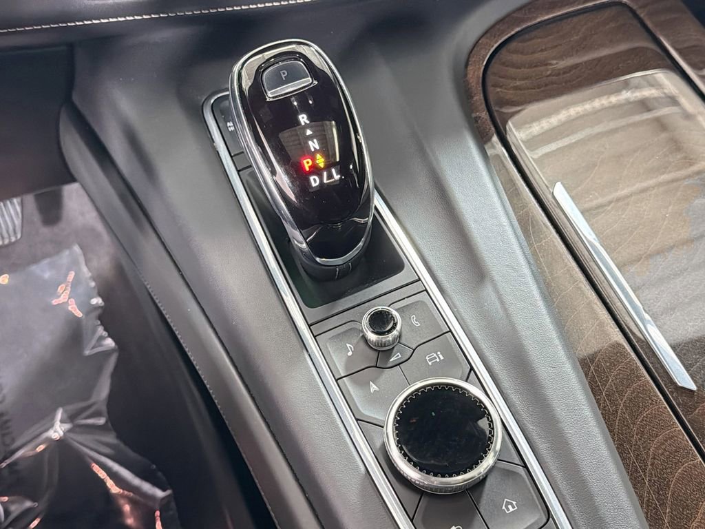Used 2023 Cadillac Escalade Sport Platinum AWD/4WD image 18
