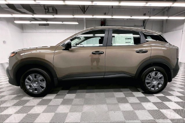 New 2026 Nissan Kicks S AWD/4WD image 18
