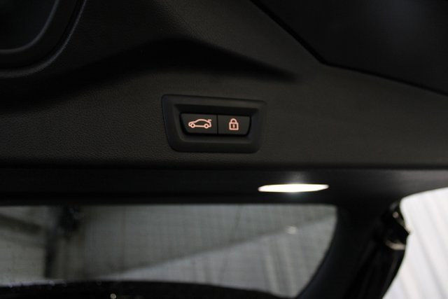 Used 2023 BMW X5 M50i w/ Executive Package image 8