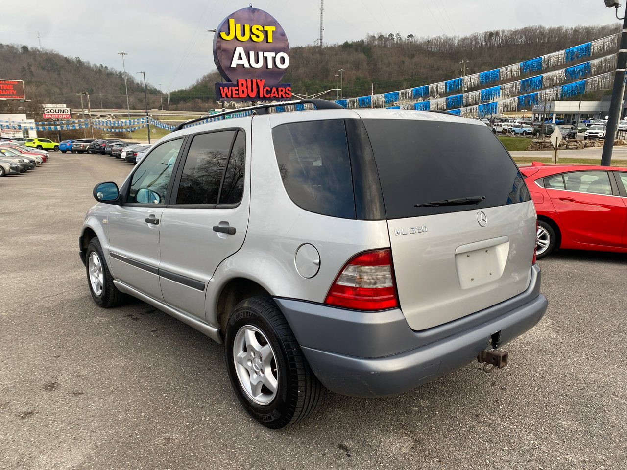 Used 1999 Mercedes-Benz ML 320 4MATIC image 5