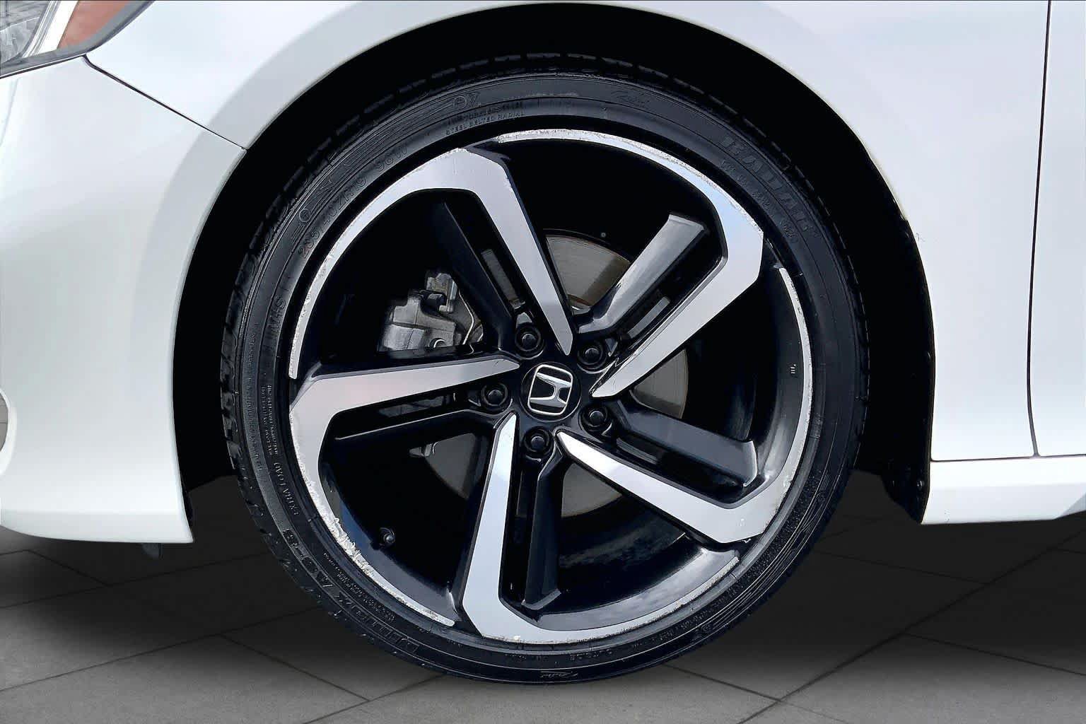 Used 2020 Honda Accord Sport image 10