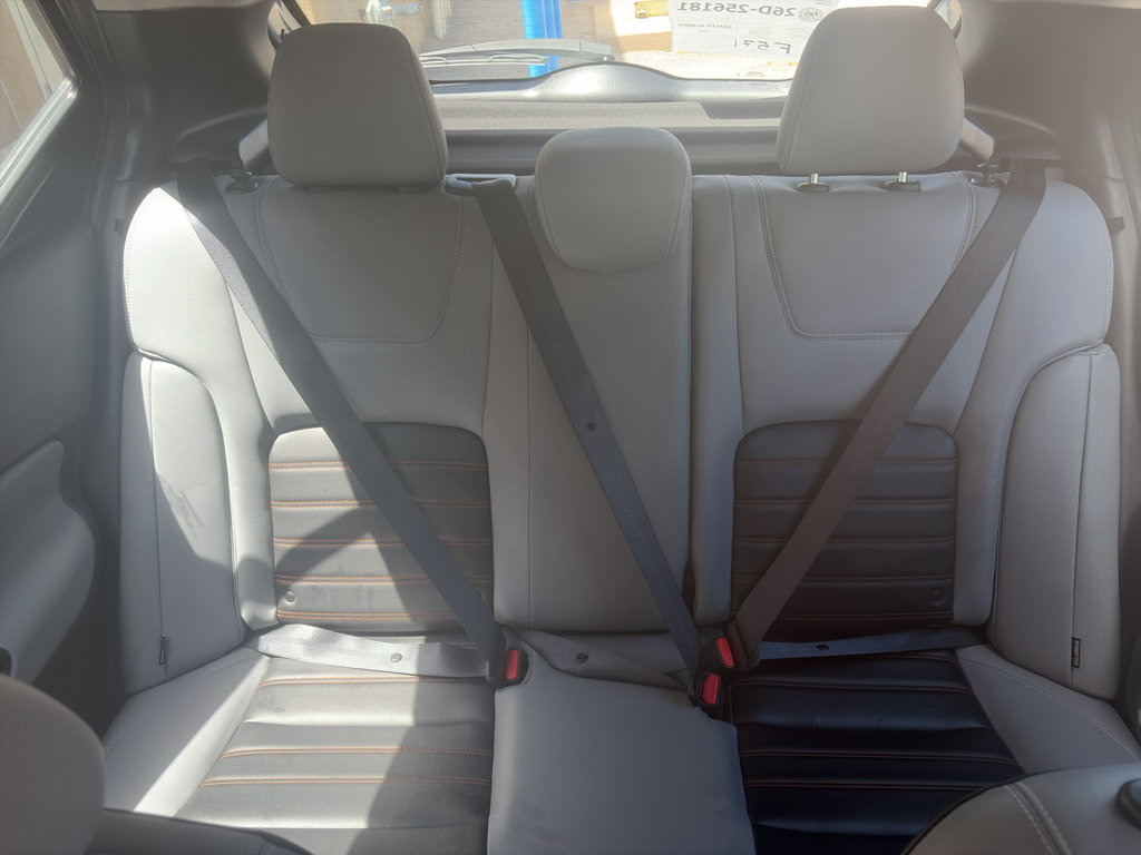 Used 2023 Nissan Kicks SR w/ SR Premium Package FWD image 24