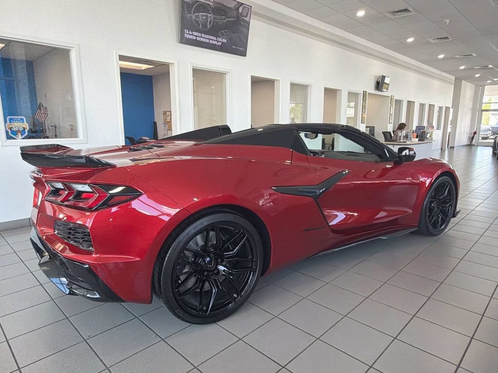 New 2027 Chevrolet Corvette Z06 RWD image 3