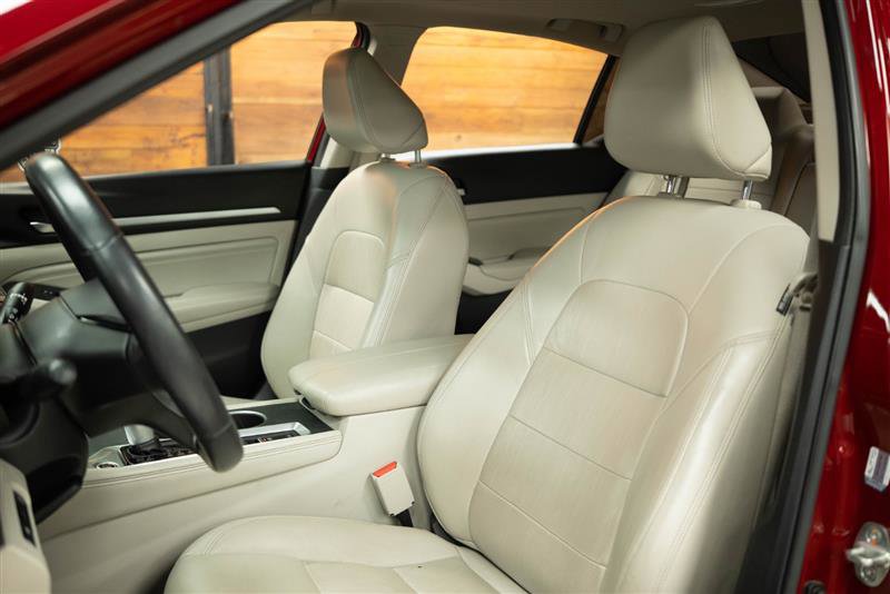 Used 2019 Nissan Altima 2.5 Platinum image 10
