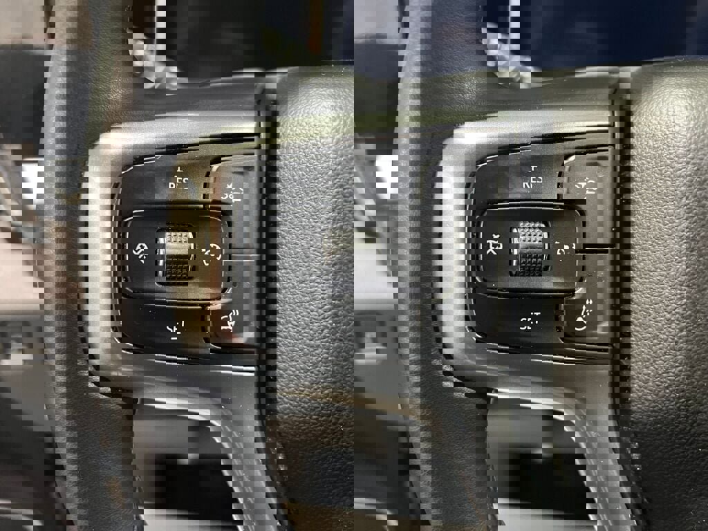 Used 2023 Chevrolet Silverado 1500 LT image 10