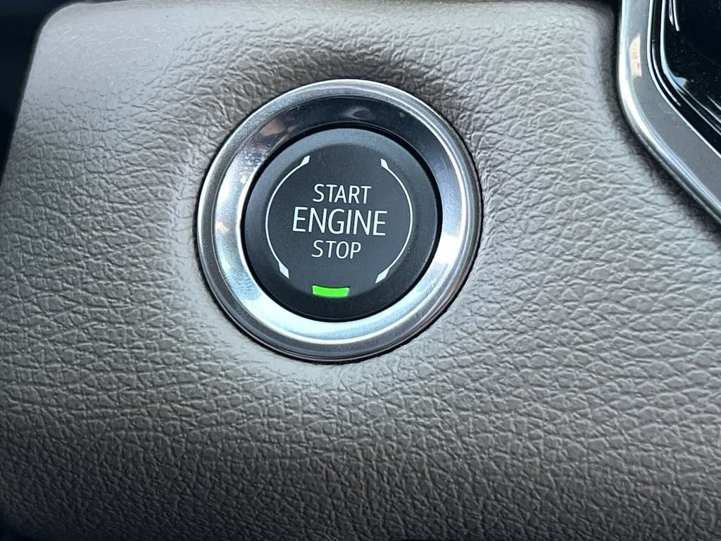 New 2026 GMC Canyon Denali AWD/4WD image 17