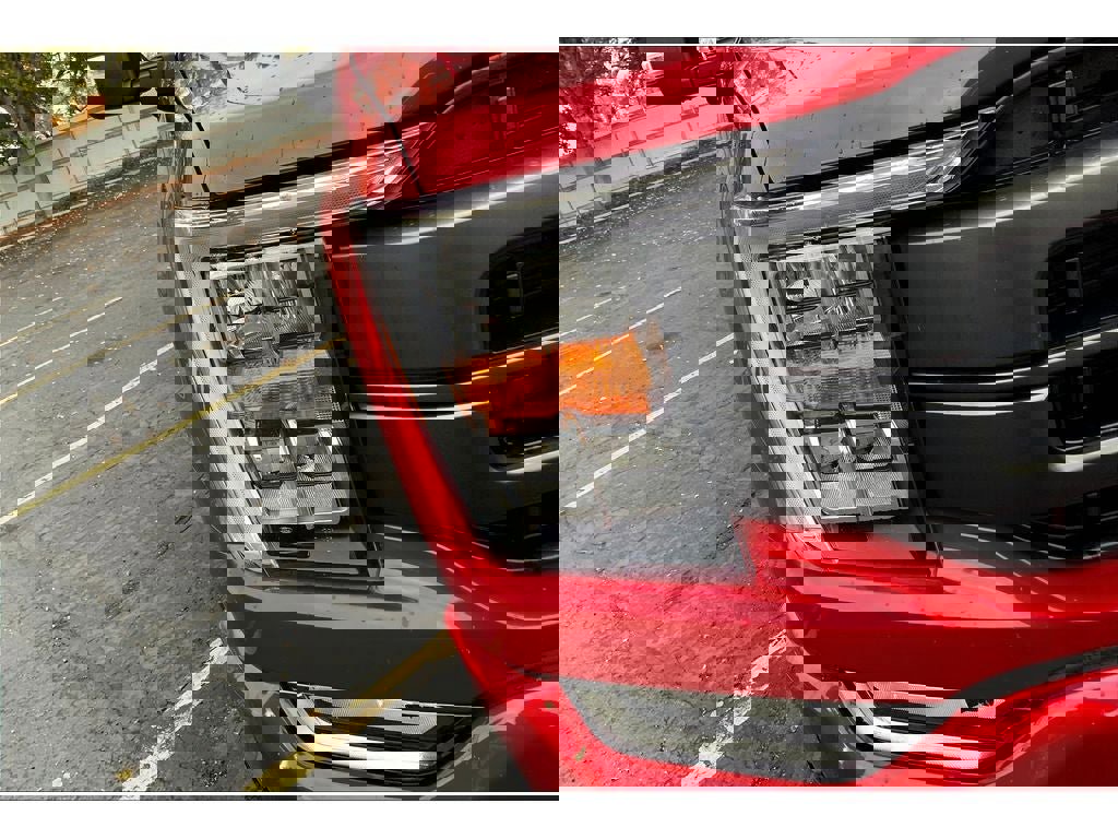 Used 2023 Ford F150 Lariat image 29