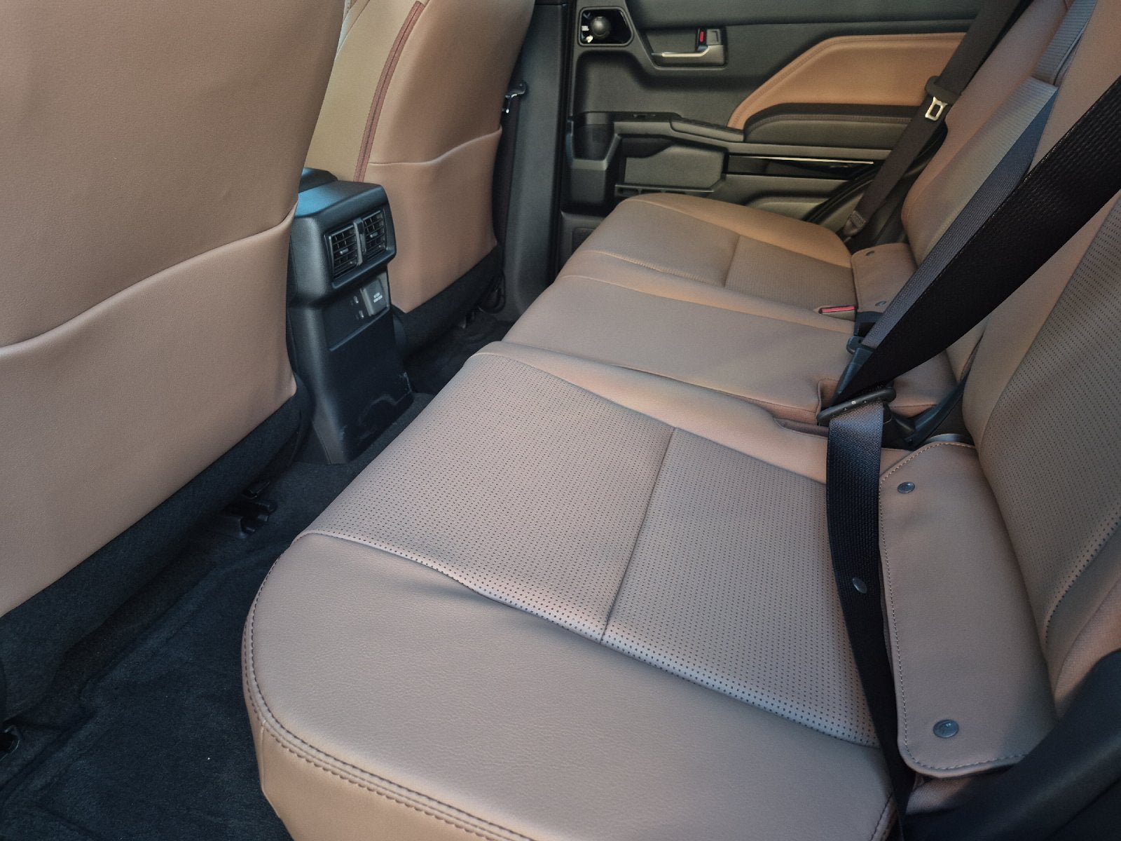 New 2026 Toyota 4Runner Limited AWD/4WD image 11