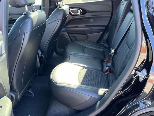 New 2026 Jeep Compass Latitude w/ Sun and Sound Group image 13