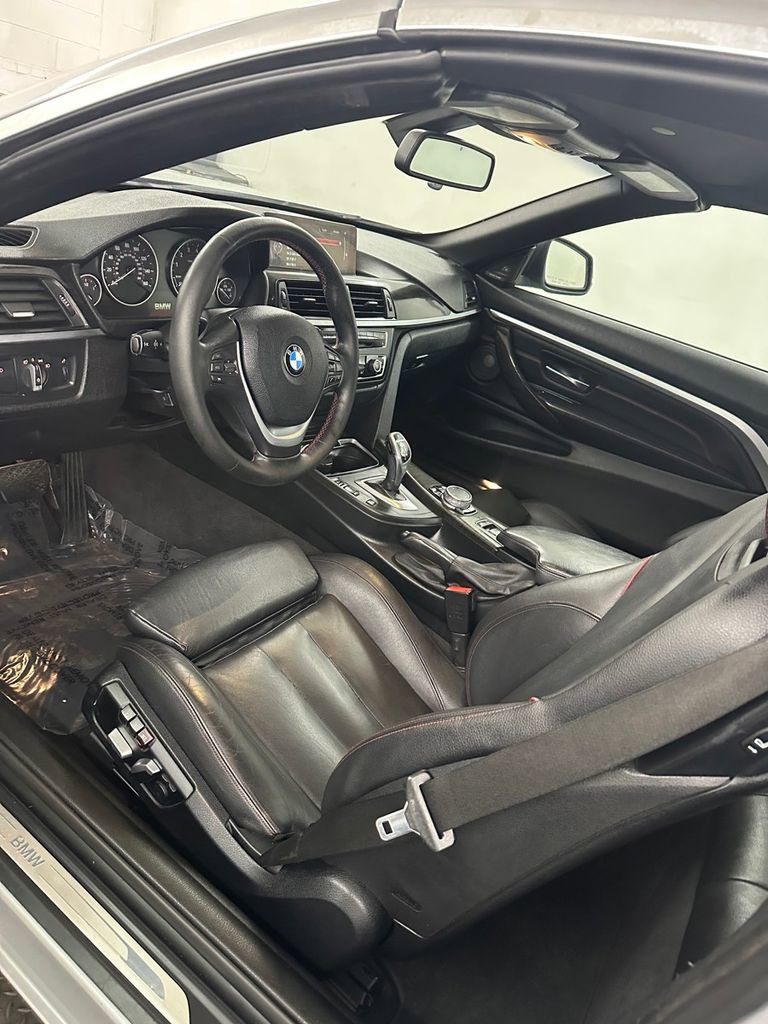 Used 2016 BMW 428i xDrive Convertible image 10