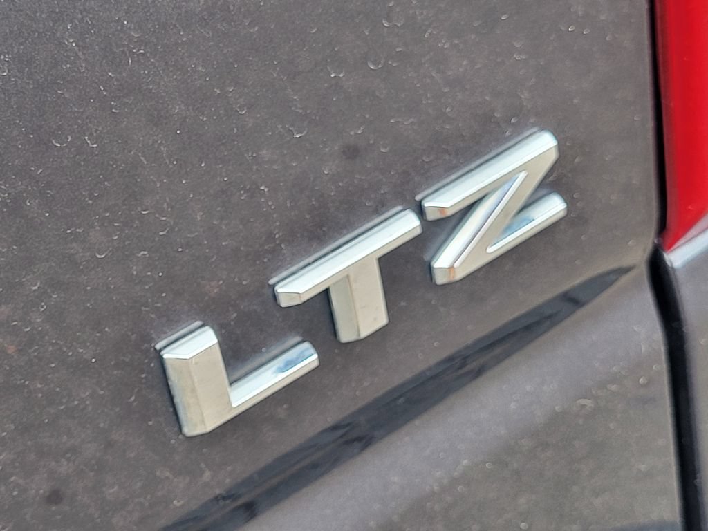 Used 2023 Chevrolet Silverado 1500 LTZ w/ LTZ Premium Package AWD/4WD image 13