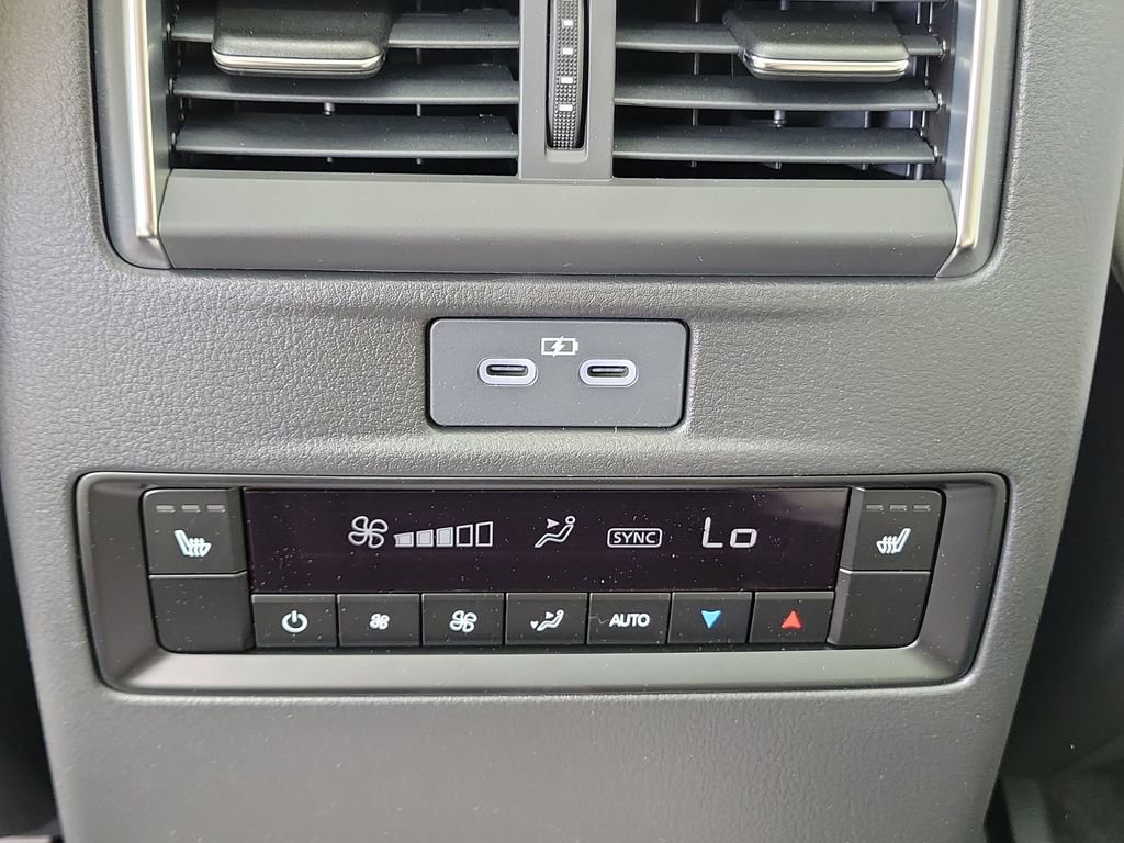 New 2026 MAZDA CX-90 Plug-In Hybrid w/ Premium Plus AWD/4WD image 17