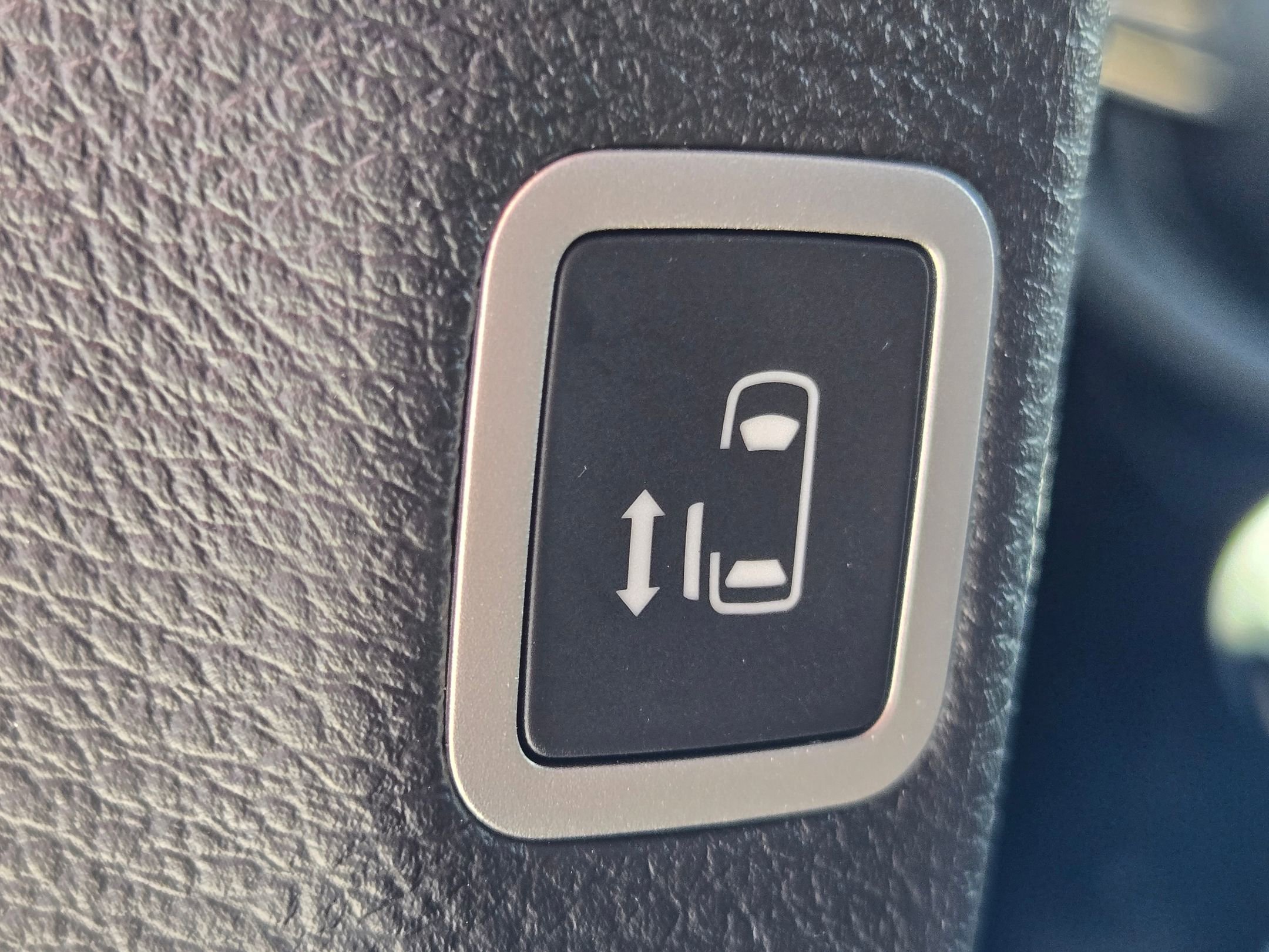 New 2026 Chrysler Pacifica Select image 26