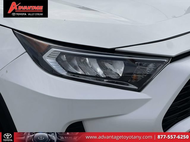 Certified 2020 Toyota RAV4 XLE Premium AWD/4WD image 12
