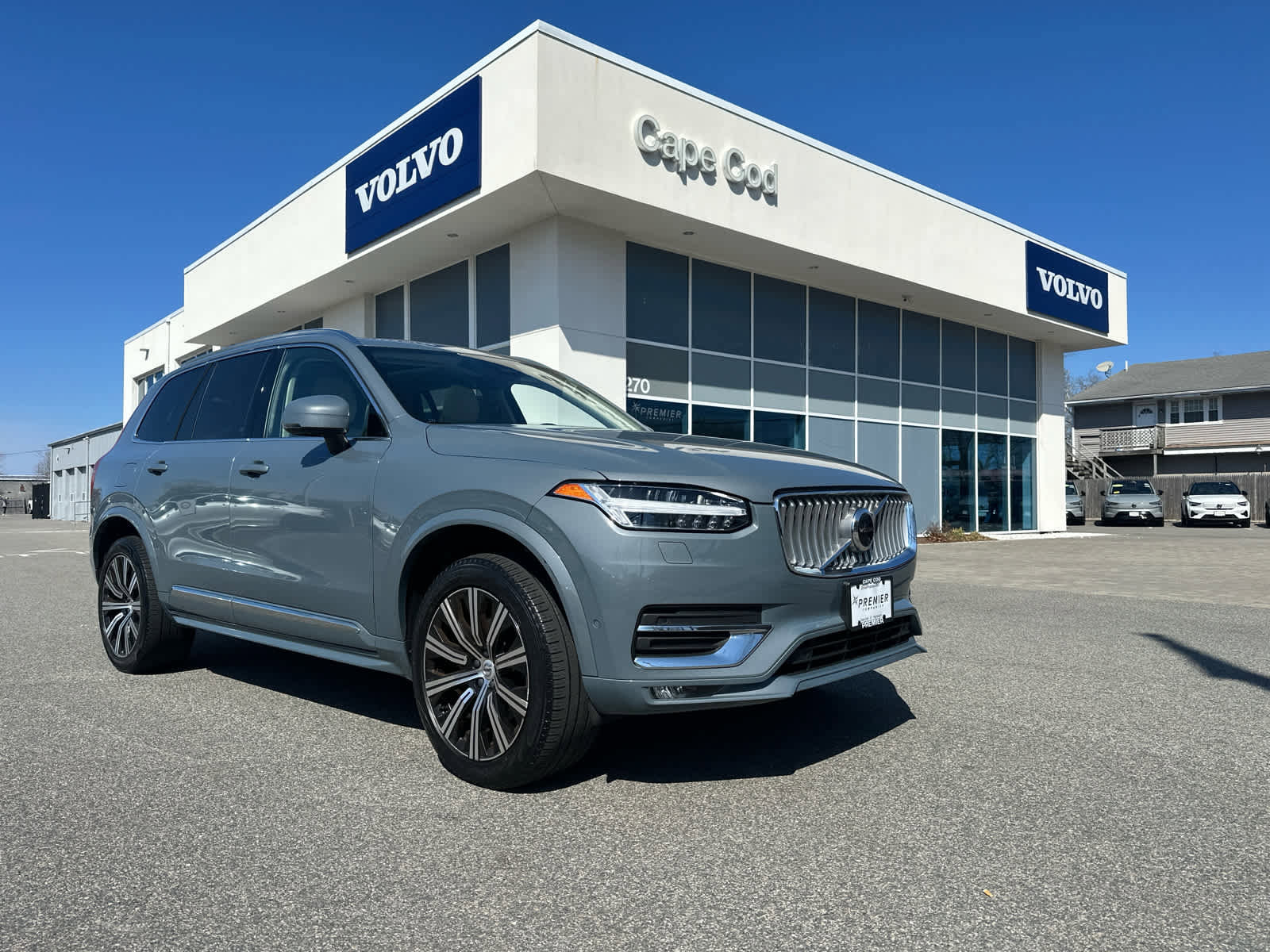 Used 2023 Volvo XC90 B6 Plus image 5