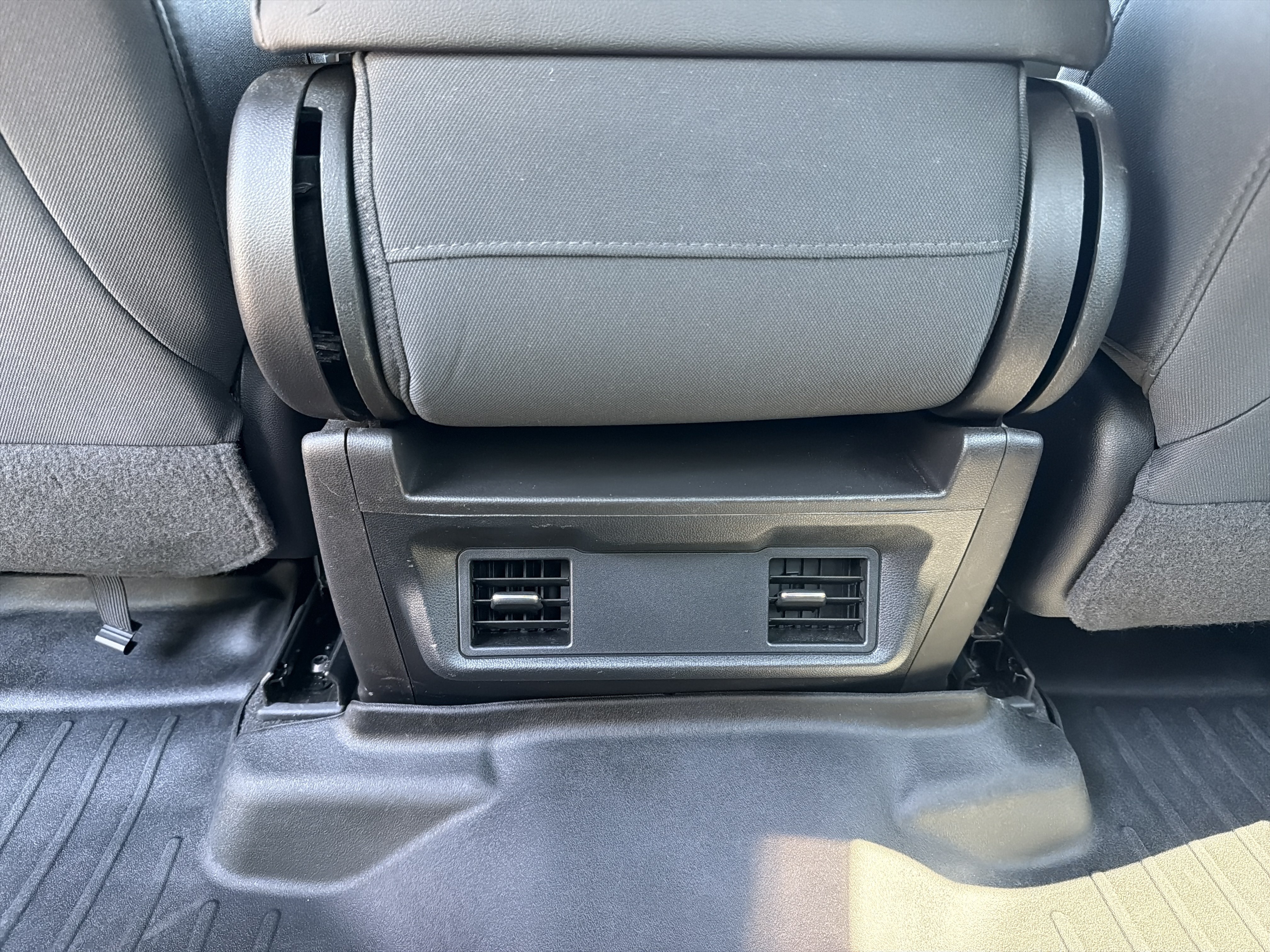 Used 2020 Chevrolet Silverado 1500 Custom Trail Boss w/ Custom Convenience Package AWD/4WD image 29
