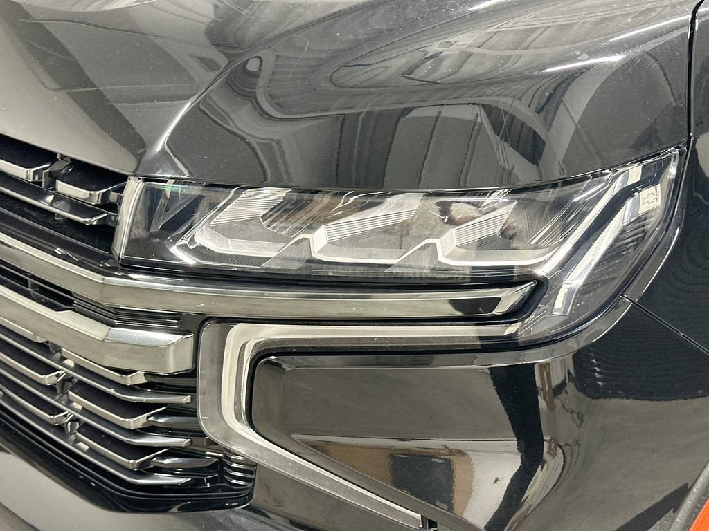 Used 2021 Chevrolet Suburban RST w/ Luxury Package AWD/4WD image 34