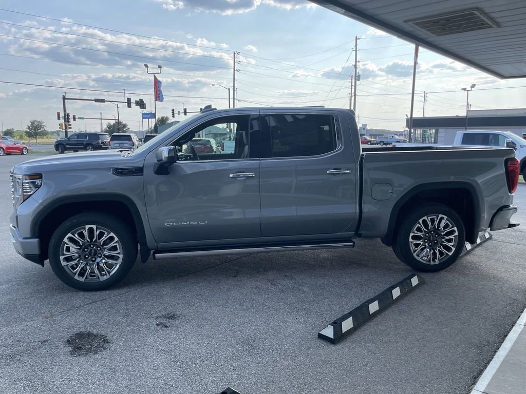 New 2025 GMC Sierra 1500 Denali Ultimate image 6