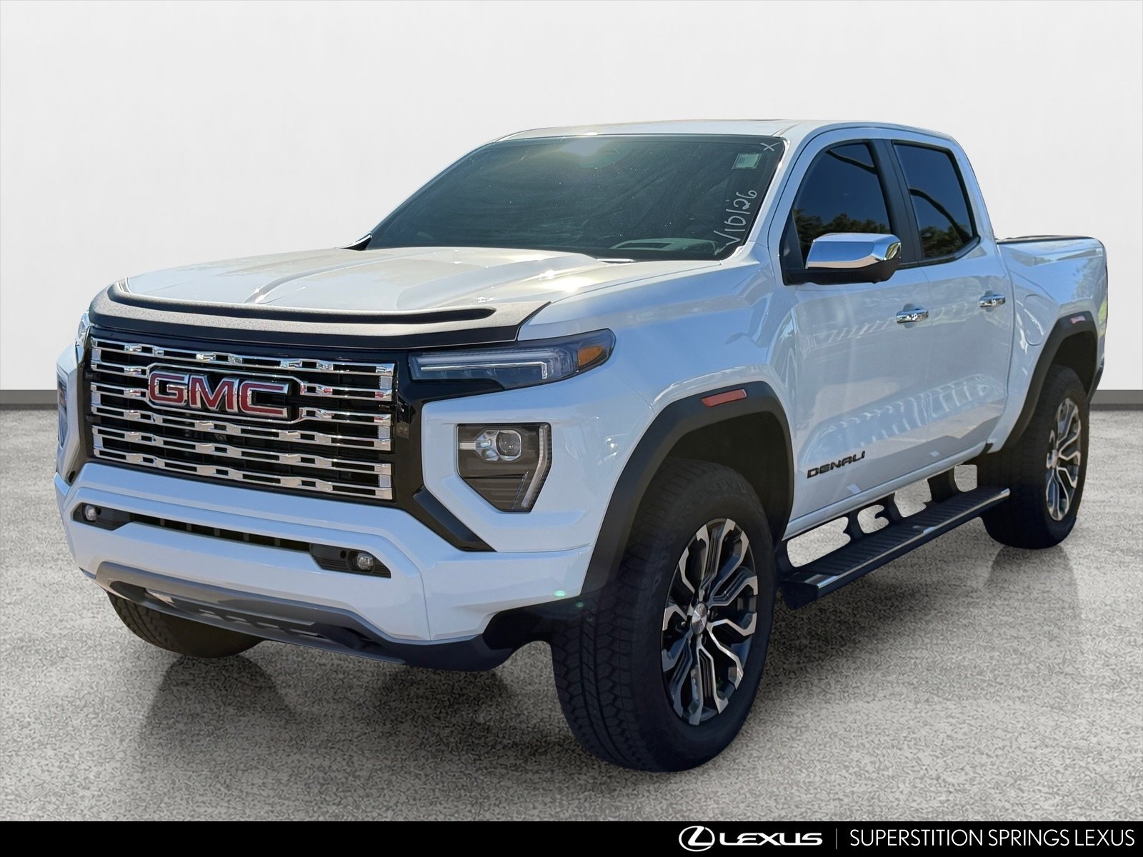 Used 2025 GMC Canyon Denali AWD/4WD image 5