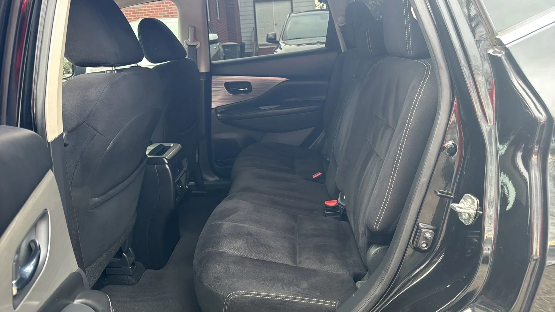 Used 2018 Nissan Murano SV image 11