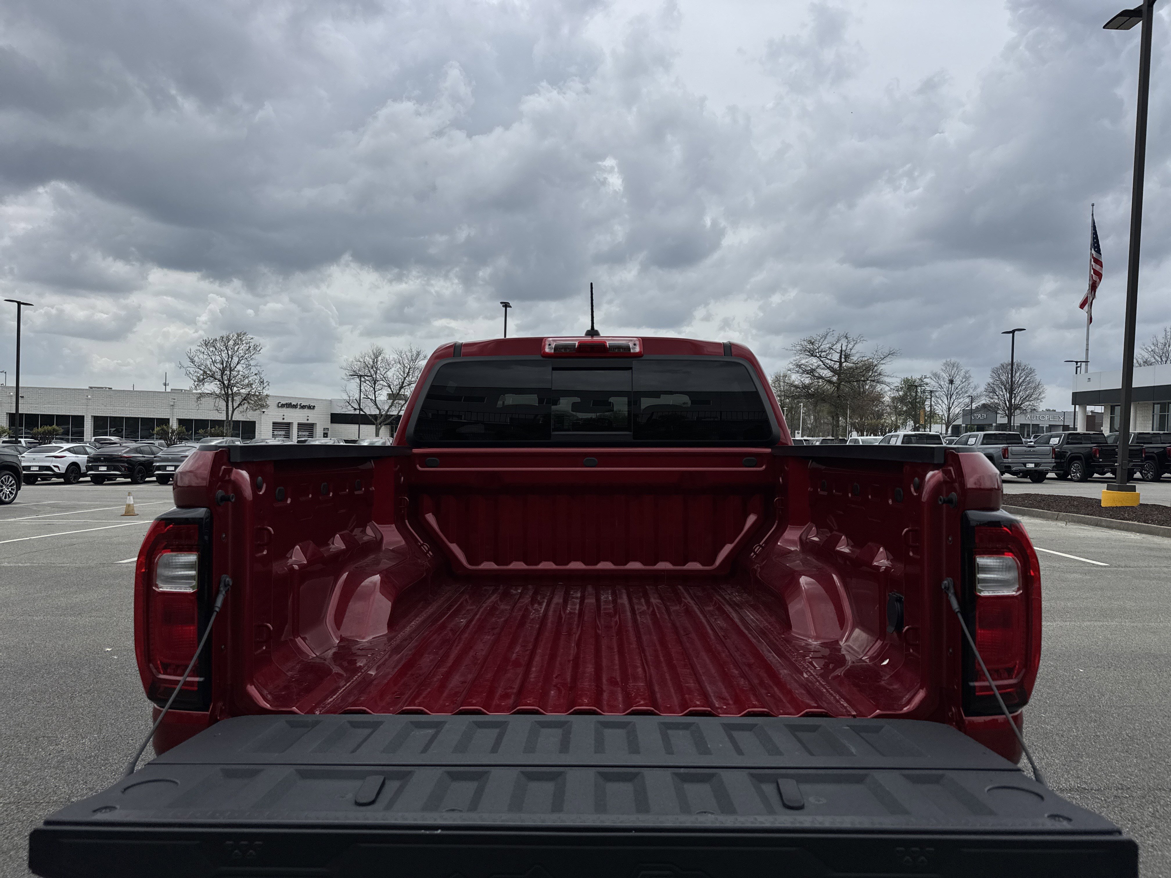 Used 2026 GMC Canyon AT4 image 31