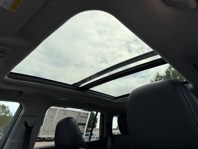 New 2026 Toyota Highlander Platinum image 25