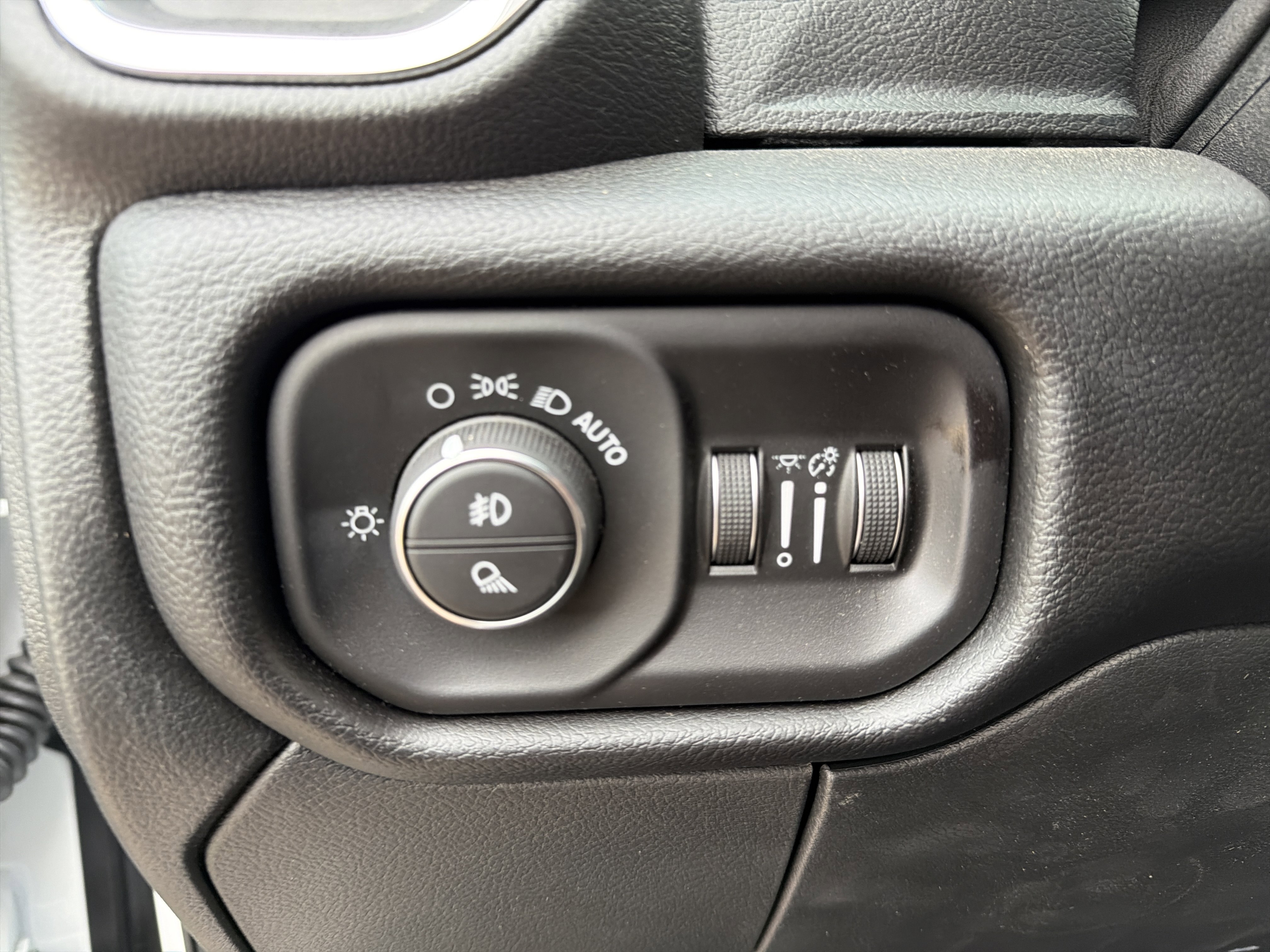 New 2026 RAM 2500 Laramie image 23