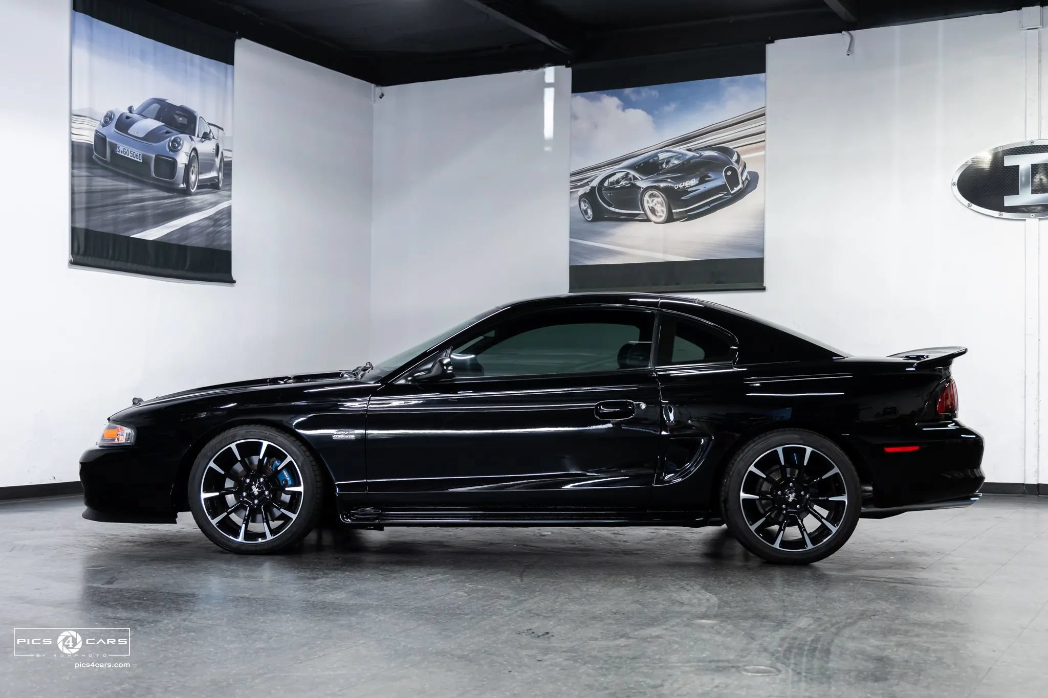 Used 1994 Ford Mustang GT RWD image 18