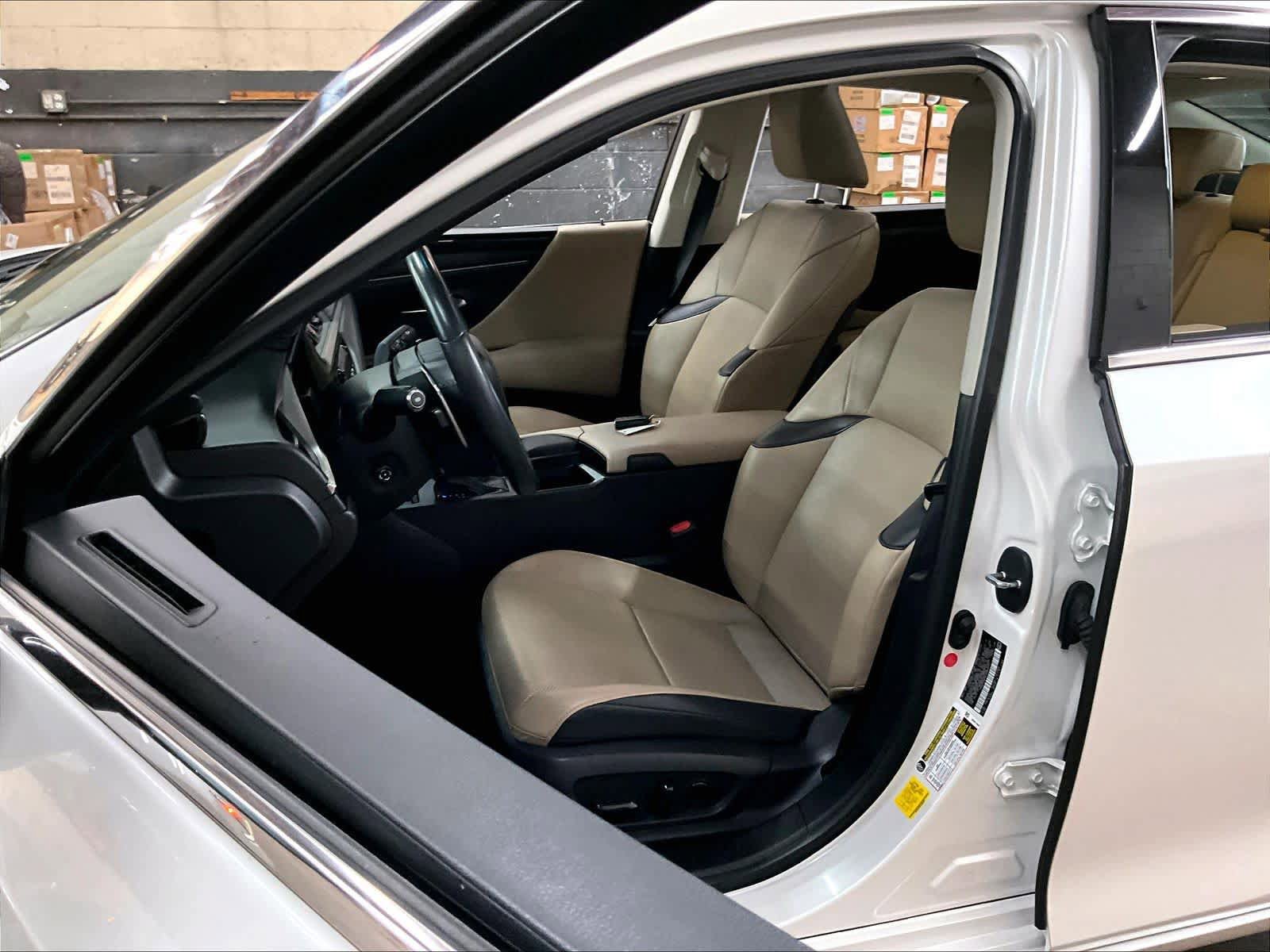 Used 2020 Lexus ES 350 w/ Premium Package FWD image 26