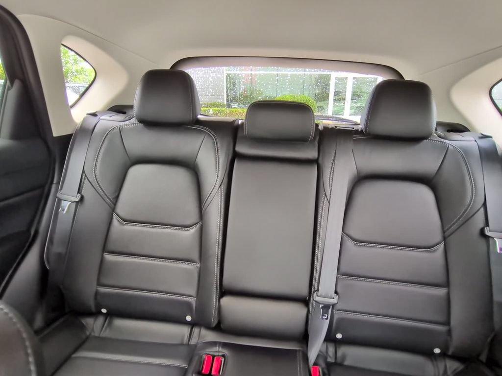 Used 2025 MAZDA CX-5 AWD 2.5 S w/ Preferred Package image 12