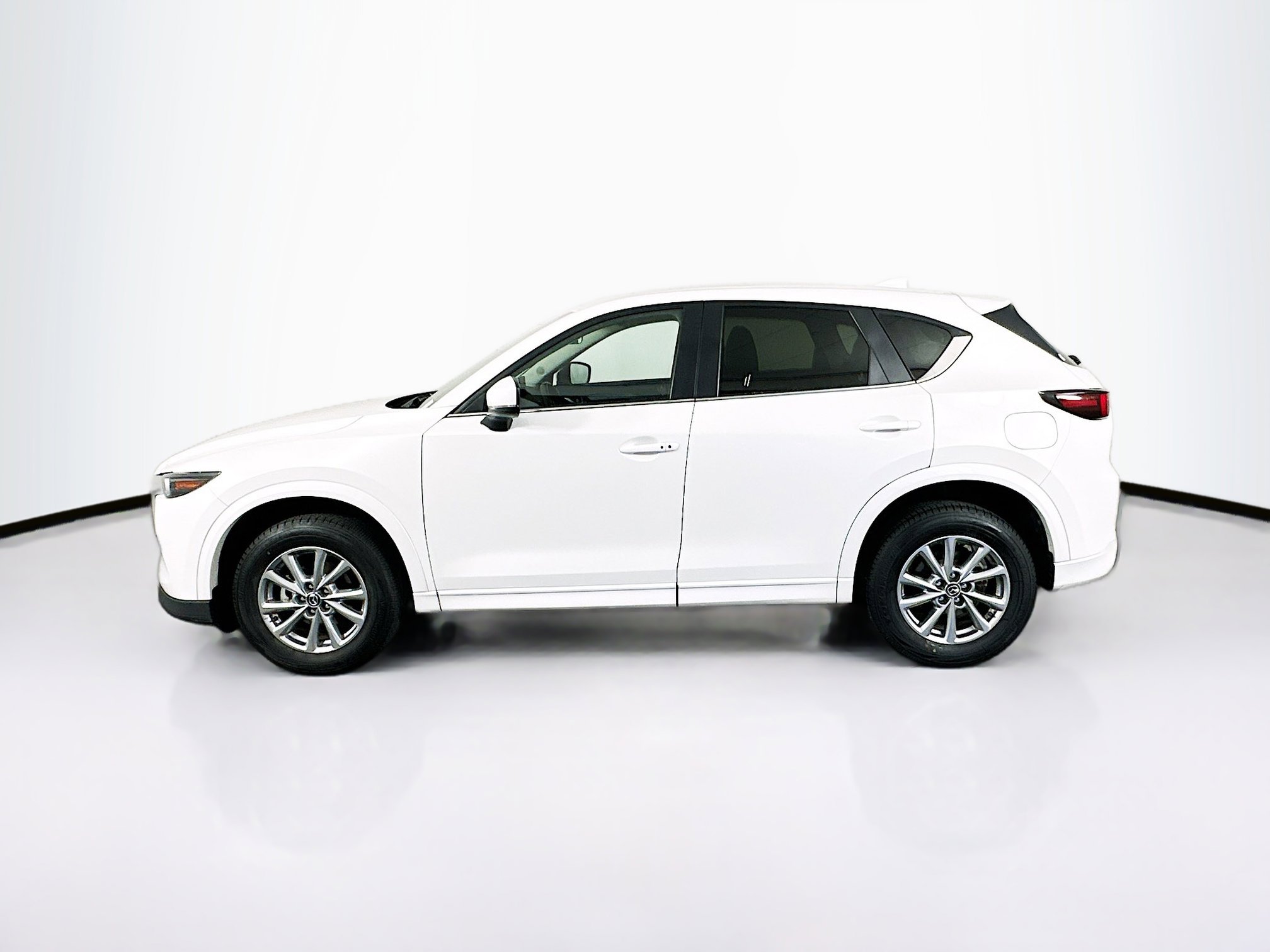 Used 2025 MAZDA CX-5 AWD 2.5 S w/ Select Package image 4