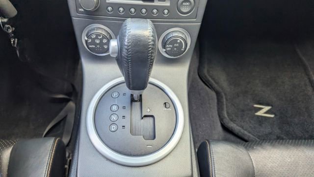 Used 2003 Nissan 350Z Touring RWD image 33