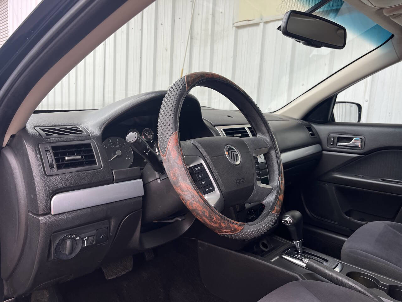 Used 2009 Mercury Milan image 10