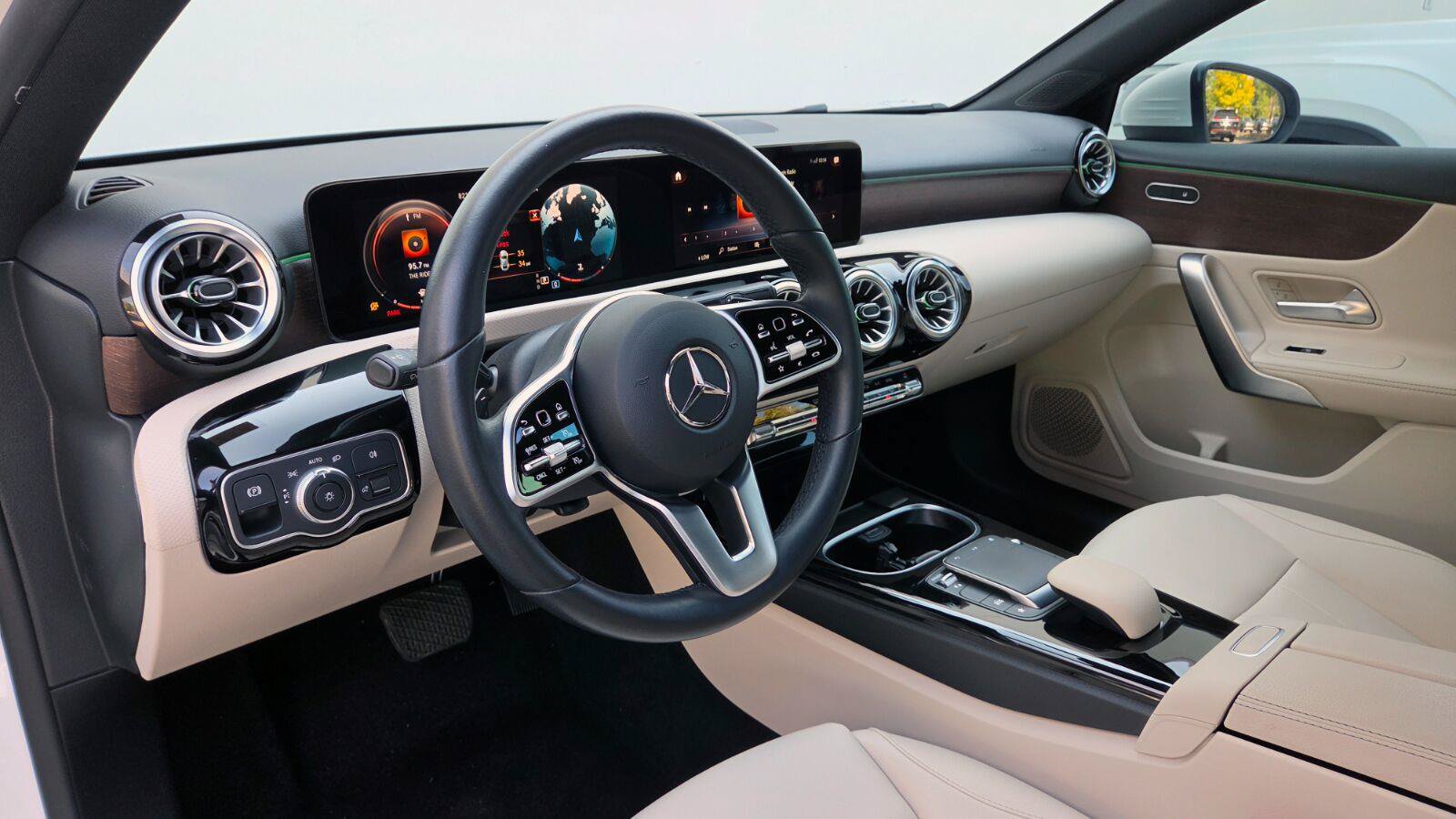 Used 2022 Mercedes-Benz A 220 4MATIC w/ Premium Package Lite image 21
