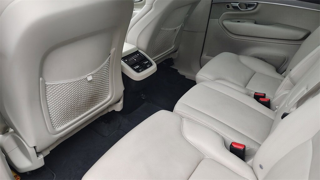 Certified 2023 Volvo XC90 B5 Core w/ Climate Package image 26