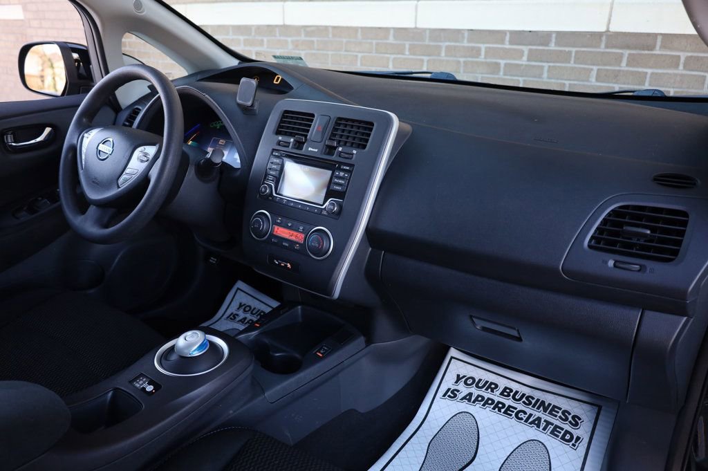 Used 2017 Nissan Leaf S w/ Charge Package image 27