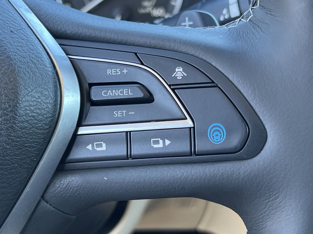 Used 2021 INFINITI QX50 Essential w/ Convenience Package image 22