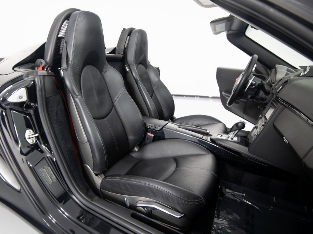 Used 2011 Porsche Boxster Spyder image 37