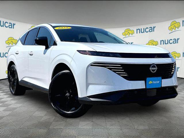 Certified 2025 Nissan Murano SV w/ Cargo Package AWD/4WD image 1