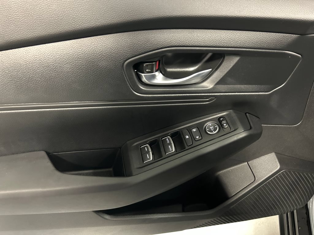 Used 2025 Honda Accord LX image 12