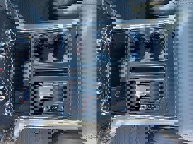 New 2025 Ford F150 Lariat w/ Equipment Group 501A Mid image 15