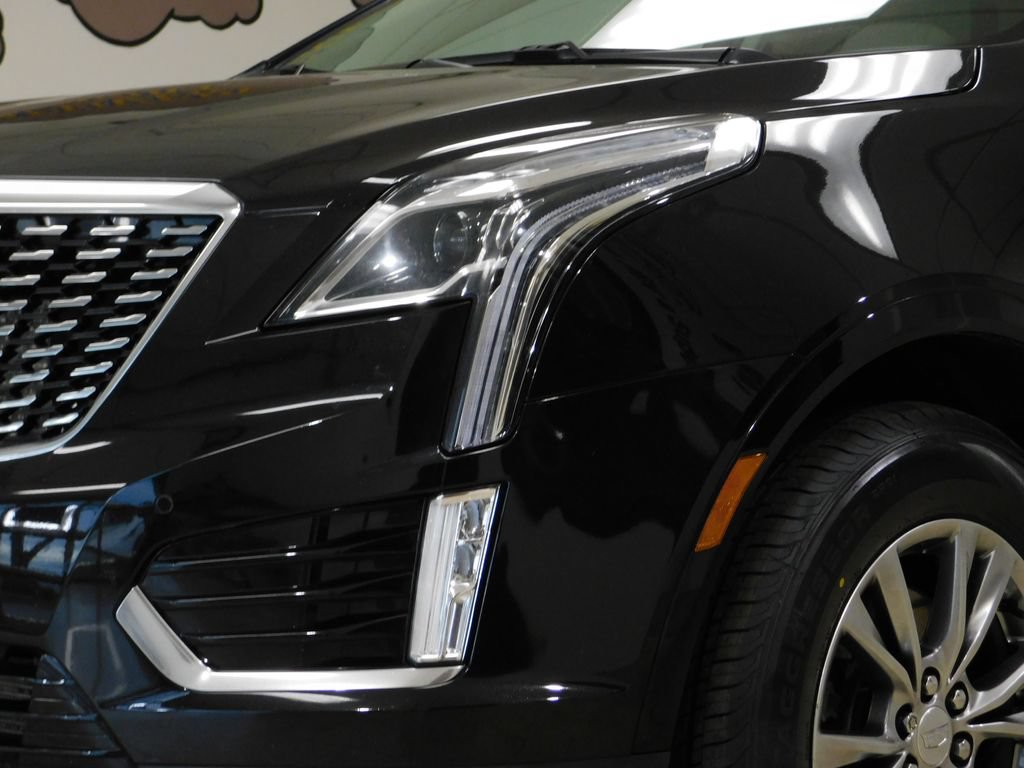 Used 2021 Cadillac XT5 Premium Luxury AWD/4WD image 12