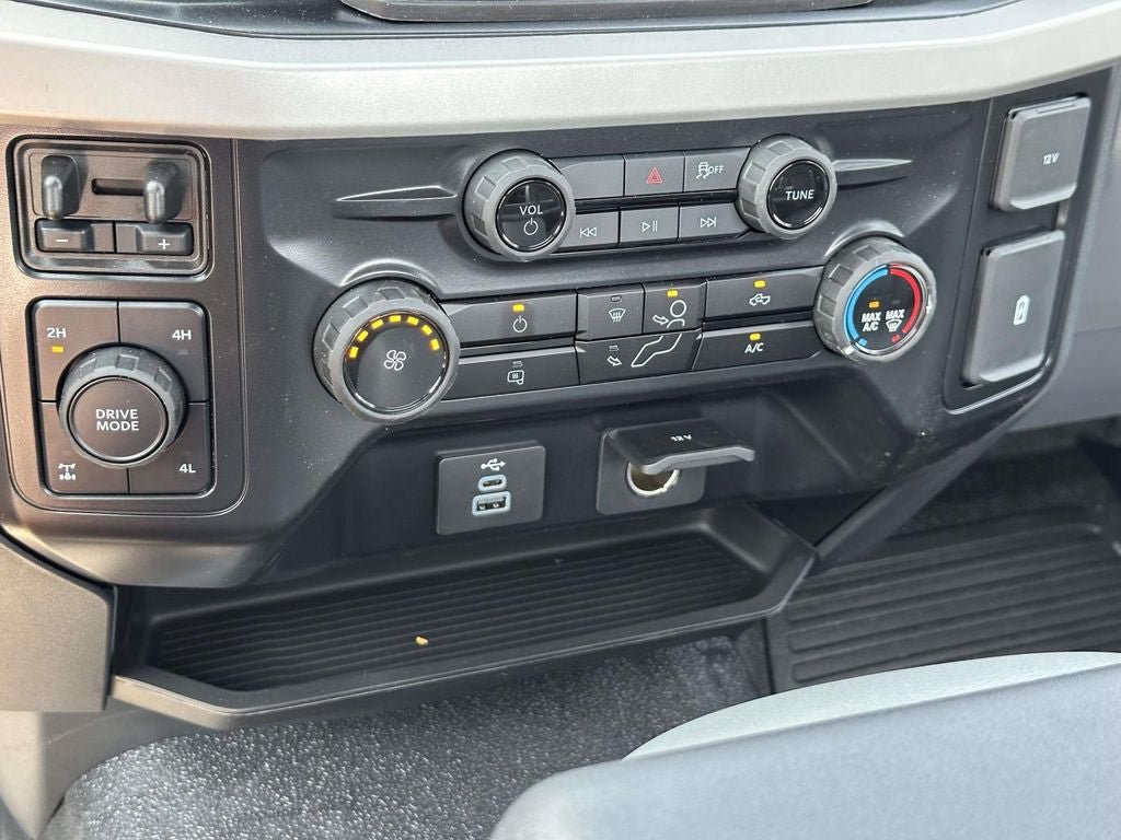 New 2026 Ford F250 XL w/ XL Driver Assist Package AWD/4WD image 15