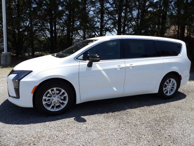 New 2027 Chrysler Pacifica Select