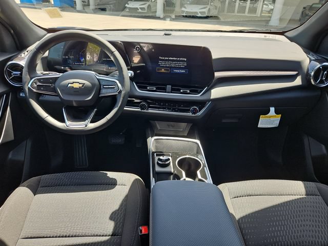 New 2026 Chevrolet Equinox LT w/ Safety and Technology Package FWD image 7