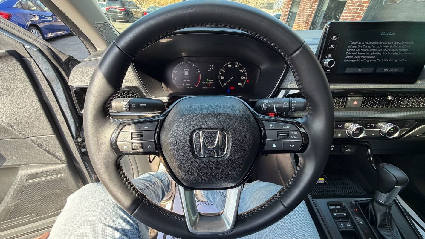 Used 2025 Honda CR-V EX-L image 11