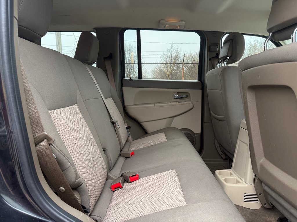 Used 2010 Jeep Liberty Sport w/ Popular Equipment Group AWD/4WD image 10